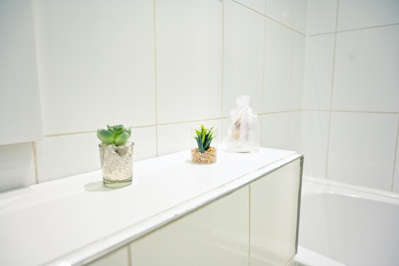 10 Min Walk Oxford St - Hyde Park Apartment London Bagian luar foto